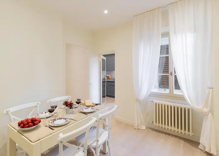 Pure Luxury In Oltrarno * Florencie